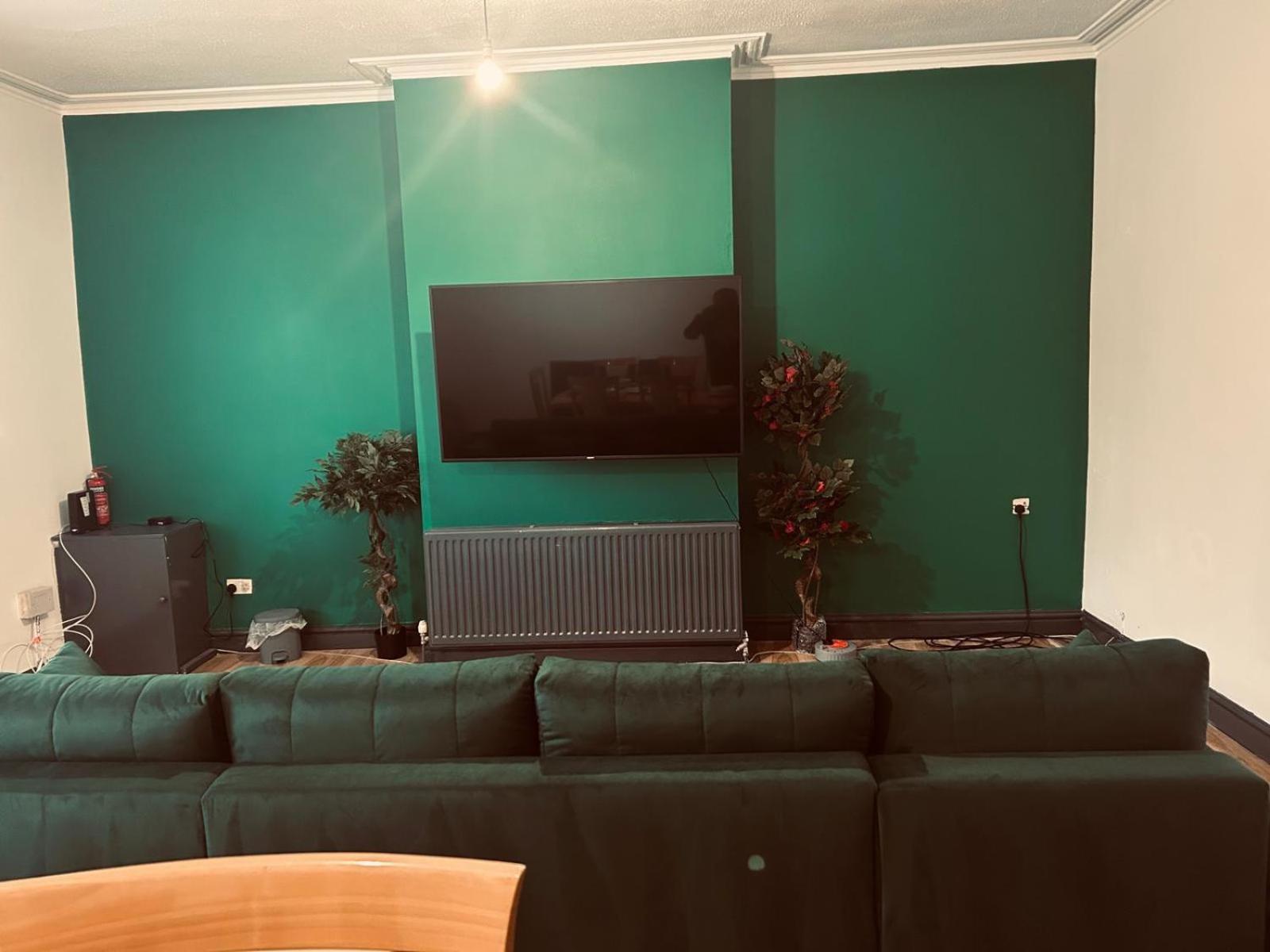 Cozy Large Sized 4 Bedroom Flat Liverpool Bagian luar foto